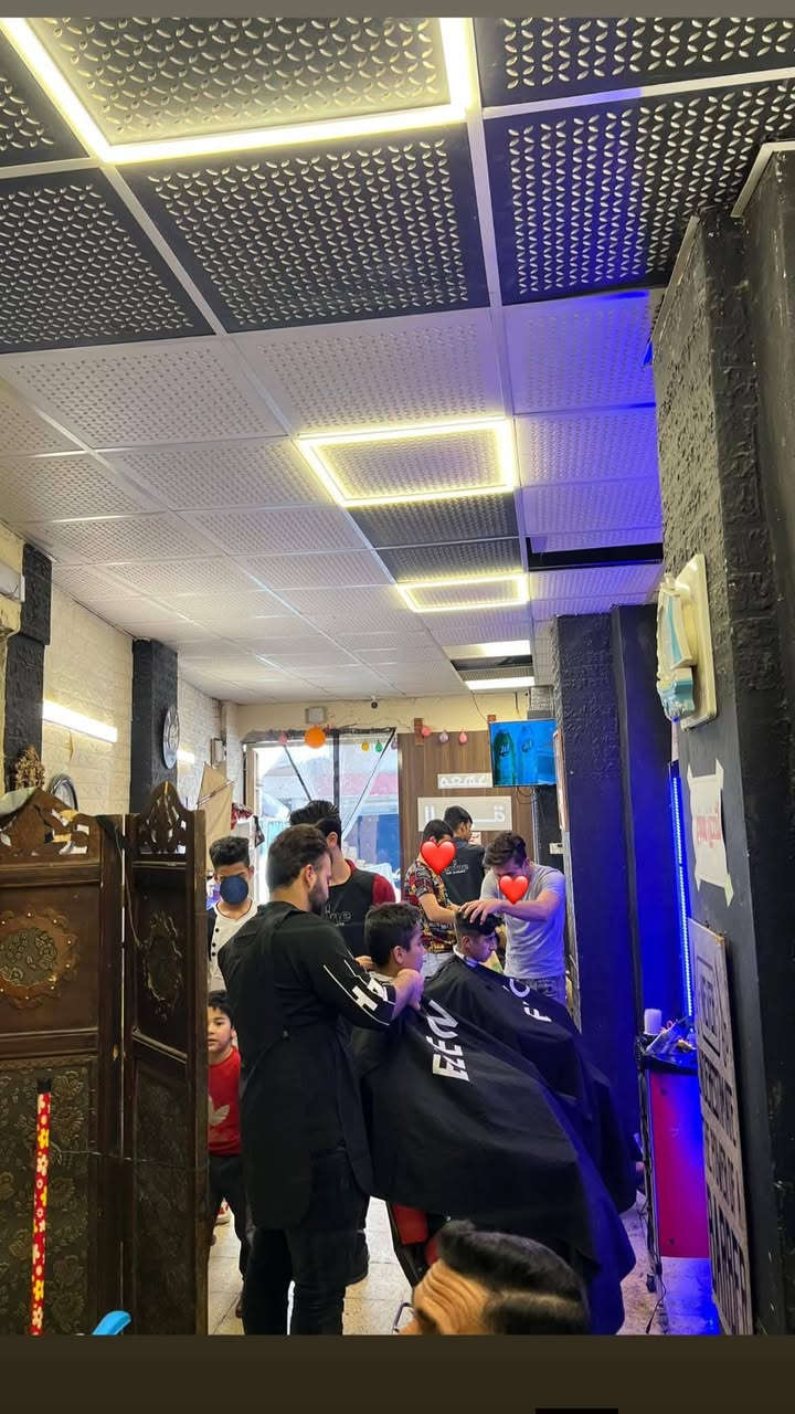 حاير شنو تشتغل و تريد تثبت بشغله وحده 🤷‍♂️شسوي 🤯
🏃🏻
🎈يعلن معهد الراية عن بدا ستقبال الراغبين بتعلم الحلاقة 🎈
✂️✂️معهد الراية لتعليم الحلاقة الرجالية 💇🏻‍♂️📏
              
       مدة الدورة (40) يوم ⏳سعر الدورة (250) الف

✂️💈✂️  كيفية تدريب الطالب داخل المعهد ✂️💈✂️

1- تعليم الطالب على كيفية استخدام المشط و المقص 
2- التعليم على كيفية استخدام شفرة التحديد و الخيط 
3- التعليم على كيفية استخدام مكينة الحلاقة 
4- التعليم على استخدام الشسوار 
5-تعليم الطالب على عمل جميع القصات 
6- تعليم الطالب على كيفية صبغ الشعر و استخدام منظفات الوجه 
7- تعليم طالب على كيفية التعامل و كسب الزبون 
8- بعد تعليم الطالب هذا التفاصيل  اعلاه ☝️يتم بعدها تطبيقها عملي على رؤوس حقيقيه و ليس شعر صناعي كل يوم خلال أيام الدوره
—————- ————~~~~~~~~~~—-
👤👤مستعدين لاستقبال جميع الفئات العمرية 👋👋
 يعني اي شخص ان كان ينقبل
⌛️وقت الدوم من 8 صباحًا و الى الساعه 8مساءً
         ((أختيار  الوقت حسب فراق الطالب. ))⏳

📍📍 العنوان الرمادي - نهاية شارع السينما 📍📍

***********   المراسلة اتصل او وتساب  📞. لا تتردد ويانه النجاح خطوه كلها تجي أول ماكو متعرف كلشي وراها يطلع من يمنه حلاقة 💇🏻‍♂️ لا تخاف أو تتردد وياك له تصير حلاق
