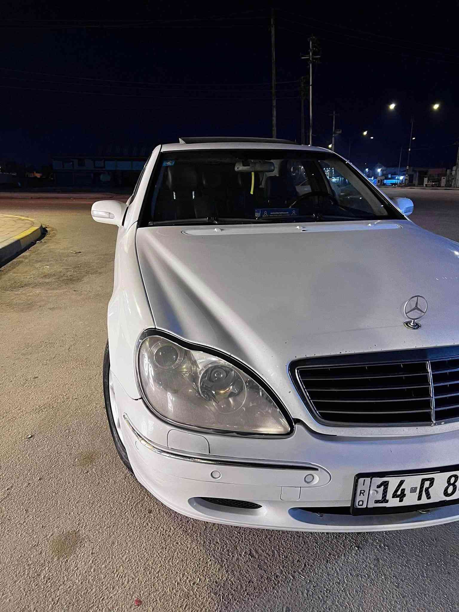 تحية طيبة
للبيع او مراوس

مارسدس قواصه

مديل 2001 اصل 

مكينه S500

رقم بصرة انكليزي بأسمي 

السيارة فول مواصفات 

تبريد تدفئه شغالات 

لايت زنون متحرك 

مكينه وكير جدد 

جكات تصعد وتنزل 

السيارة كفاله من الحادث فقط رشات صبغ 

سيارة كلها بوضع البلاد وكلشي بيها شغال 

ومواصفات القواصه معروفه 

مكان السيارة البصرة 

سعر السيارة 105
رقم الهاتف ***********

نص مكتوب في الصور:
- 11:03 م