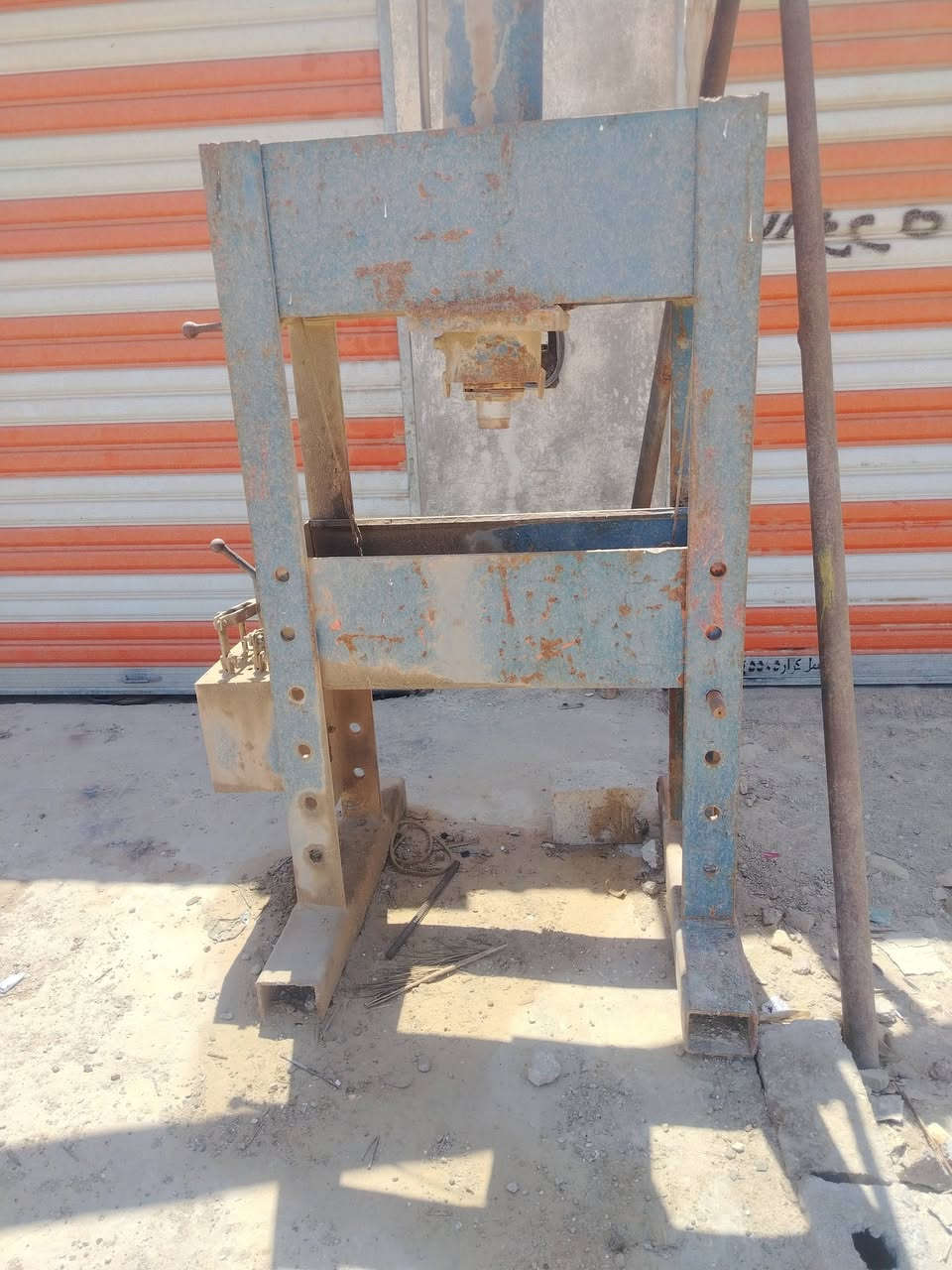 تورنات عدد ٢ +بريص +دريل
+رنده +ابطاله اوكسجين +مولده محرك فالفو ملف ابو 100+مكينة لحام +غراض نواعم
غراض محل كامله
لللبيع
مكان سماوه المملحه
***********
للاستفسار الاتصال ع الرقم التالي او خاص
