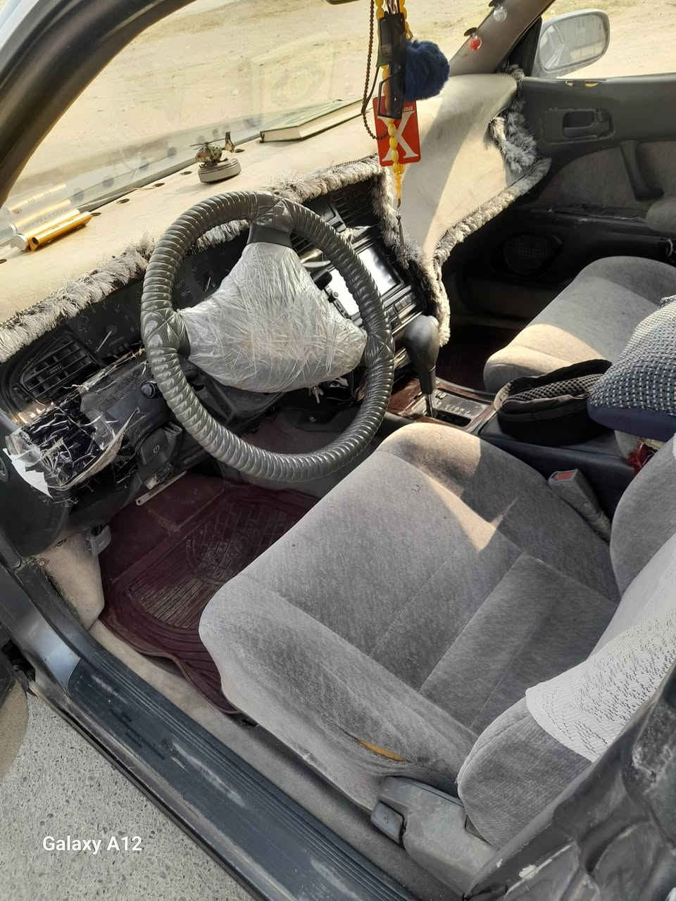 سلام عليكم سياره بطه متصل موديل 1993رقم نينوى نكليزي مشروع وطني تحويل مباشر سياره جاهزه ومكفوله من كلشي فقط صبغ جماليه مال جناي خير من الله محرك 2500 تخم تايرات جديد حته الاسبير سياره مال جناي وحلوه رايده(52}وبيه مجال مكان تكريت ***********
