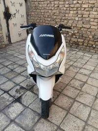 pcx جيل الاول ياباني مكينه 150 دراجه نضيفه ماشيه 44 الف دراجه كامله  م...