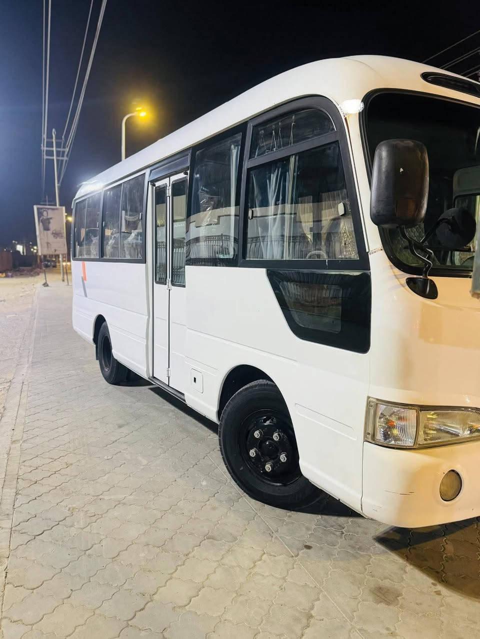 سلا م عليكم كوستر لبيع موديل ٢٠٠٨ سياره مكفوله تبريد شغال حداديه مكينه كير رقم آربيل تريد وكاله تريد مداور اني حاضر٢٣ راكب سياره حلوو جاهزه راعيه يمي بل بصره مكان السياره بل بصره السعر التفاصيل أكثر اتصل على الرقم مامتواجد خاص ***********
