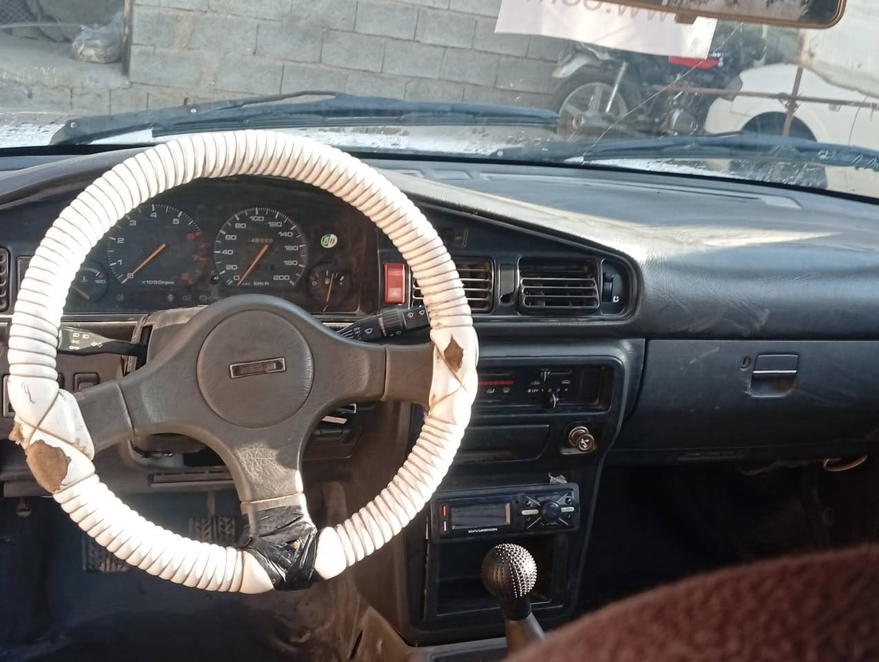 بۆ فرۆشتن مۆدیڵ 1994رەقم کەرکوک باناوی خۆمانۆتا وەرقی بزینی هەیە سعر 36 ماجال شوێن داقوق  رەقم موبایل ***********
