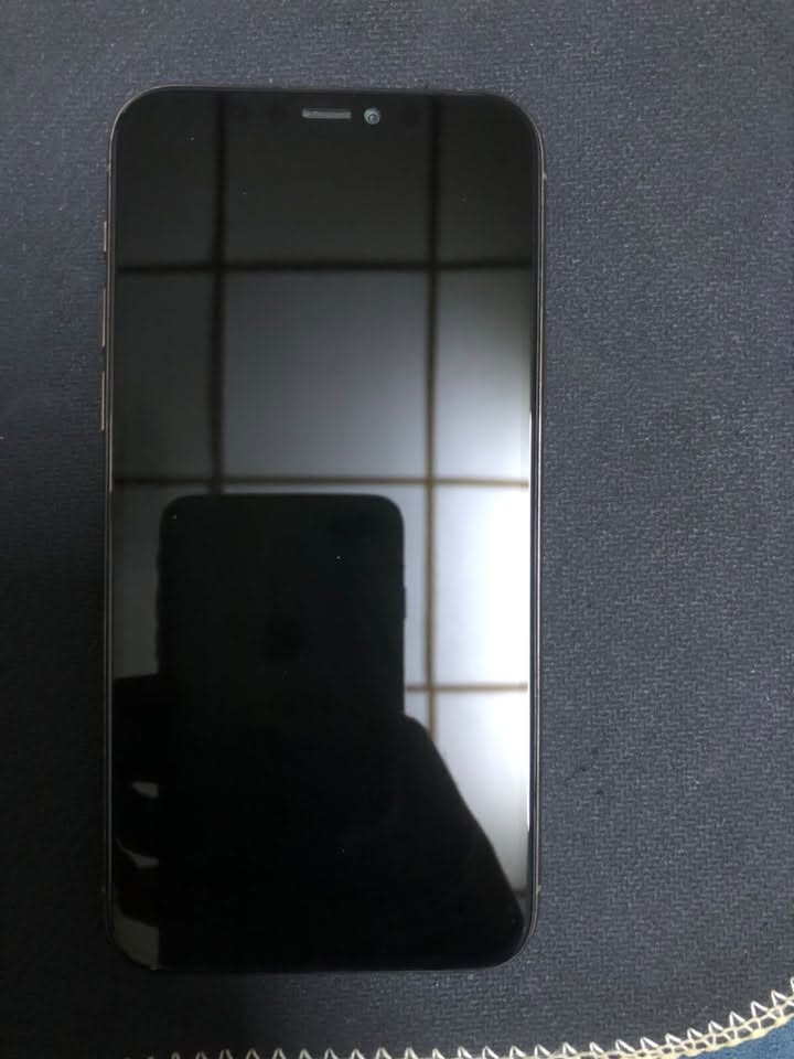 ايفون 11 برو • ٢٥٦ • بطارية ٧١