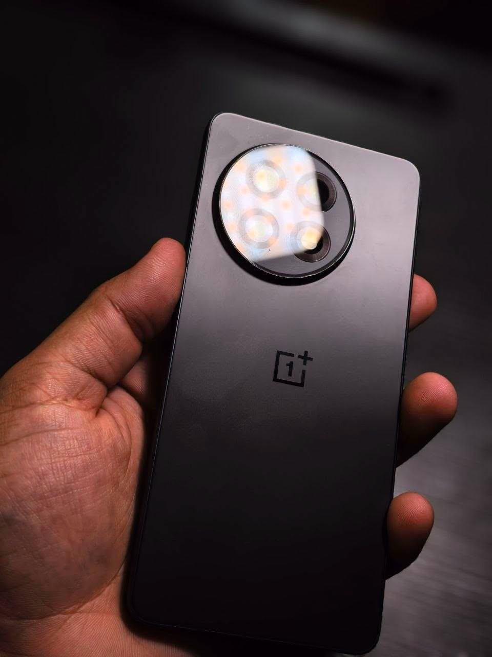 One plus 13 r
للبيع او مراوس شعندك نزلي 

ذاكره 256 رام 12 
نسخة عالميه 
بطارية 100
معالج sn 8 gen 3
ببجي 120 فريم
الجهاز وت بروف 
((بدون ملحقات ))

عنواني بغداد مدينة الصدر 
توصيل متوفر فقط باعتماد 🔴 
***********
