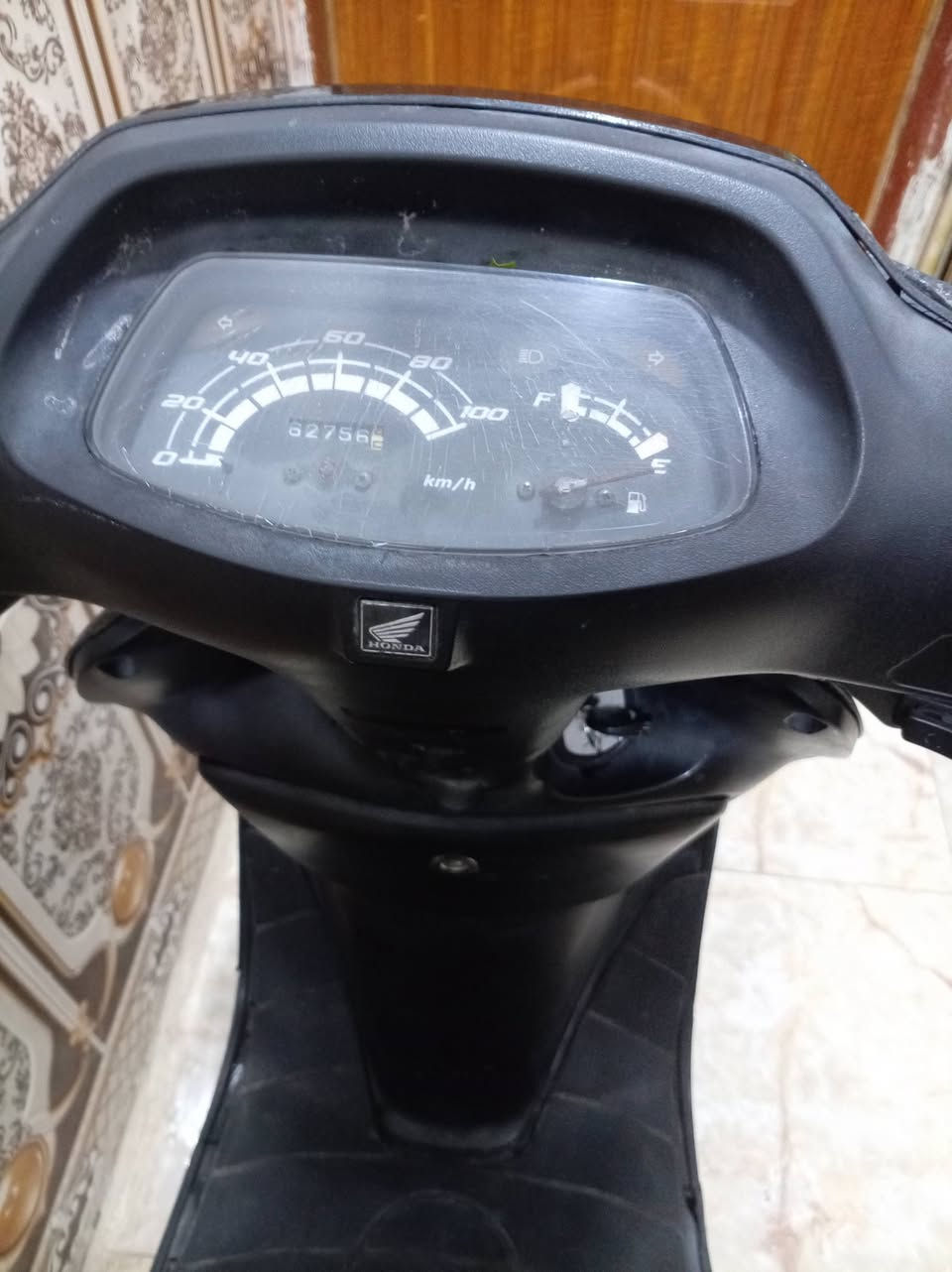 سلام عليكم
دراجه سبيسي للبيع دراجه نضيفه محركه امجفت وبعده على السحك كهربائيات شغاله بس نقصه باتري السعر ٤٥٠بيه مجال العنوان كوت زين القوس رقم الهاتف ***********
