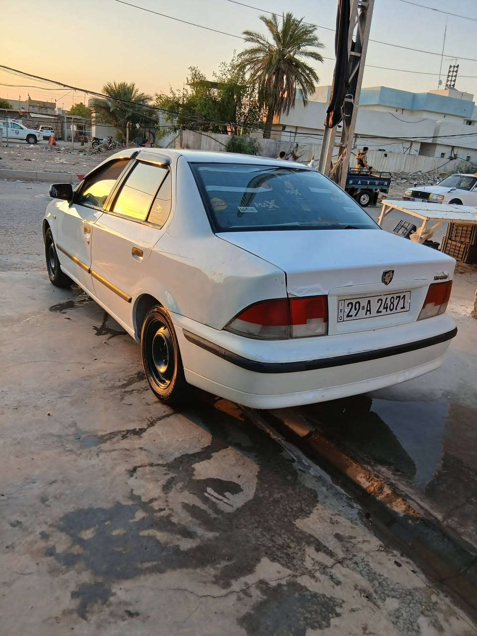 سمند للبيع ٢٠١٠ سياره جاهزه مكينه كير تبريد  رقم واسط بسمي تحويل مباشر مكان السياره الكوت السعر ٤٣ وبيها مجال للشراي يتصل ***********
