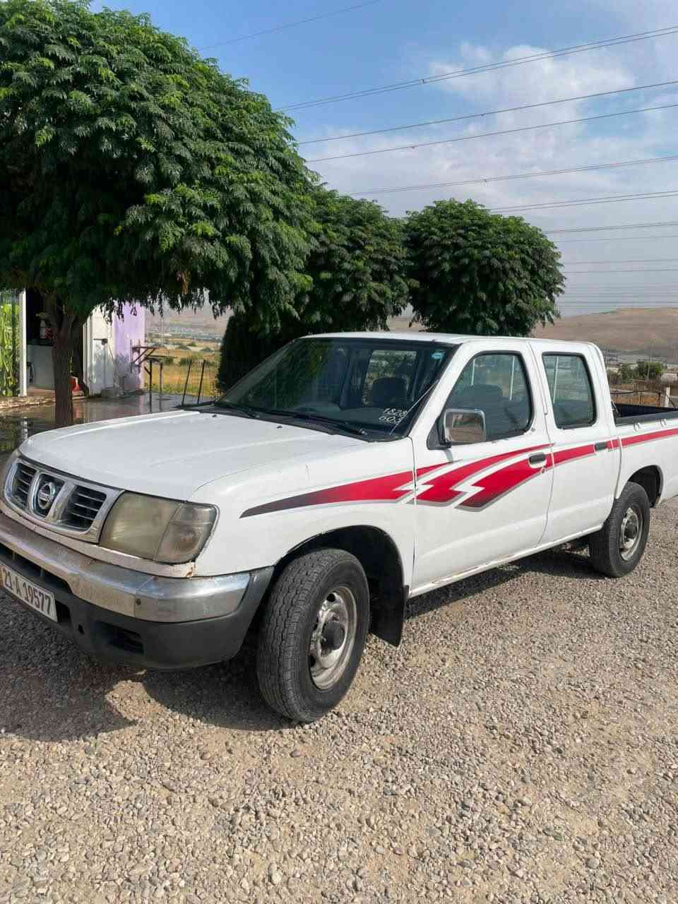 نیسان مۆدێل ٢٠٠٢ سەیارەکە سەنەوی و ڕەقەم و ژینگەی تازەیە تەقەو ڕەقەی بەشەرت ، تەبریت و پاوەرە تەبریت لەسەر سویچ ئیش ئەکات ، لاکانی پەڵە پەڵە بۆیاخی پێوەیە بۆنیت و سەقفی بۆیاخی نیە ، نرخی ٧٥ گەڵاو معامەلە
بۆ پەیوەندی *********** السليمانية, العراق
