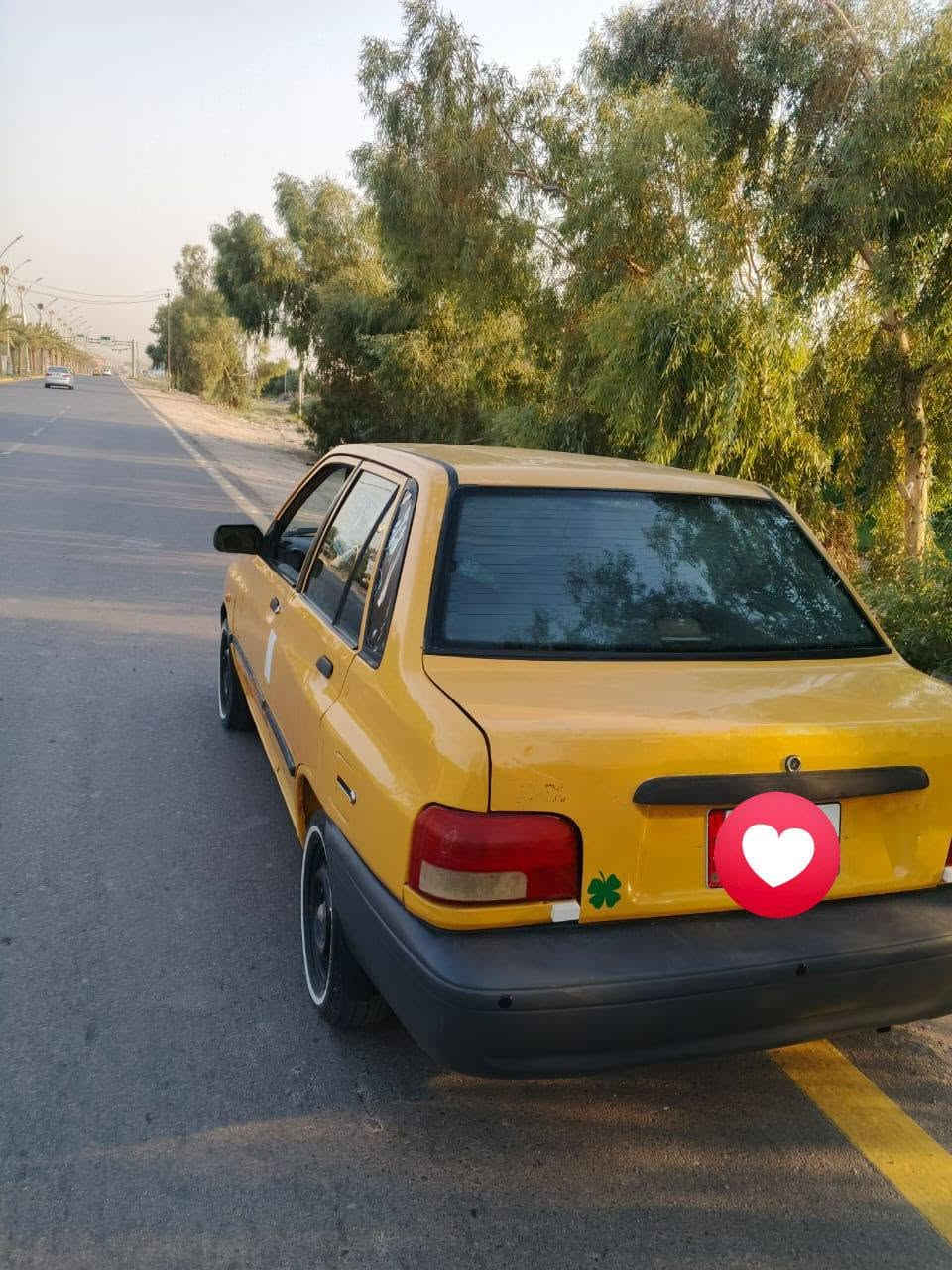 سايبه مديل 12 
مكينه وكير نضيفات وبلاديات 
تخم تاير جديد 
تبريد شغال 
حداديه جديده 
مكفوله من ضربه. 
مامدل ولا قطعه بيه
هيئه مصفره عليه غرامه 50الف  ينزلن من سعر 
سعره 23وبيه مجال 
***********فقط وساب
