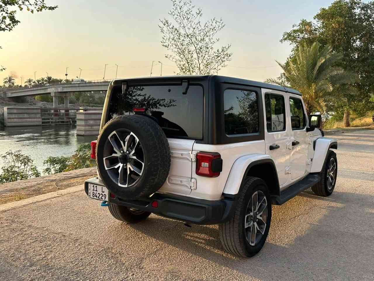🔥 للبيع | Jeep Wrangler 2024 🔥

🤍 Wrangler 2024

.

📍 السيارة جاهزة
📌 الممشى: 20000 m
📌 الفئة: بلك أن هايبرد
💰 السعر: مناسب جدا

📞 للتواصل: ***********

#JeepWrangler #Wrangler2024 #رانكلر #جيب #سيارات_للبيع
