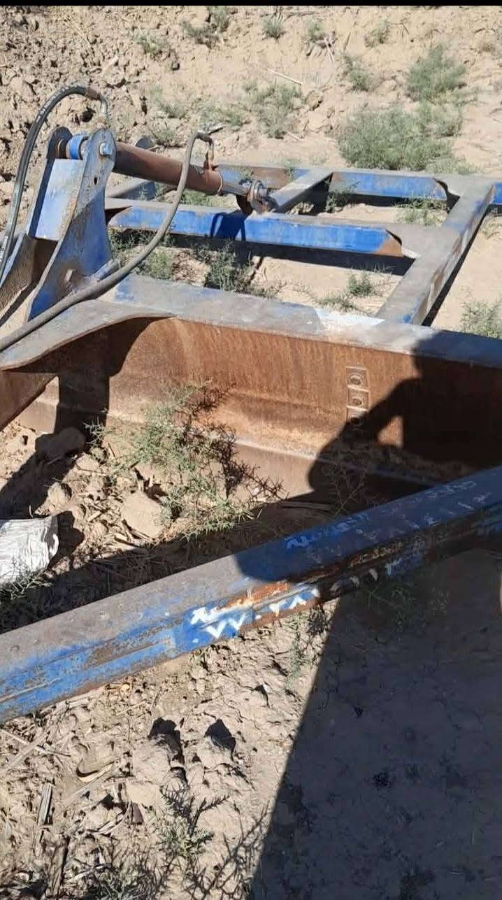 السلام عليكم ورحمة الله اندي بليت للبيع 3متر جديد مشتغل 30دونم فقط السعر والاستفسار اتصل ع ال ***********
