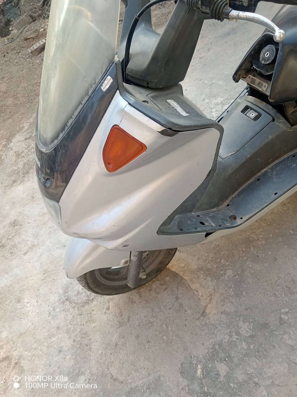 دراجه للبيع فرخ ماجستا دراجه مامفتوحه نظيفه  الدراجه متروكه سعره 250 وبيه مجال حك الجيه مكان الجيلاويه ***********
