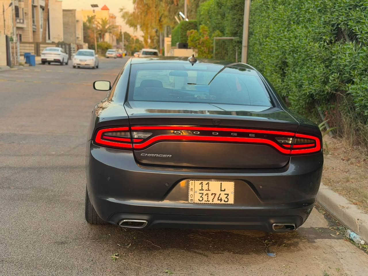 السلام عليكم جارجر 23 بيع مراوس
سياره حادثها سطحي جاملغ تبديل + بنيد صبغ 

ايرباك سليم بلادي 
SXT 
لا شاصي بيها ولا لغد كفاله 

موصفات SXT معروفه 
مفتاحين 
بصمه 
قطعتين تبريد 
تشغيل عن بعد 
كامره 
شاشة كبيره 
ثلاث أنواع قيادة 
كرسي كهرباء 
داخل مخمل 
ليد زنون لايت زنون بلادي 
ويل اصلي بلادي 
شخوط مابيها السياره 
كلش كلش نظيفة مال بنيه 
سعر 22,000 
يعني 220 ورقة 
مجال بسيط بيها 
موقع اليرموك الي يحب يجي يشوفها 
***********
