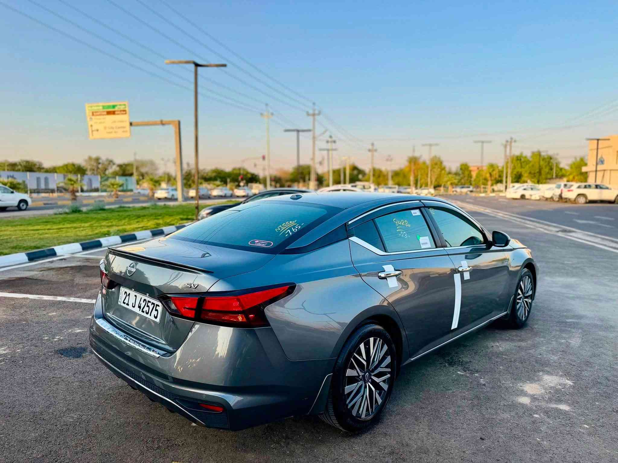 للبيع التيما SV
السعر 153 مجال 
[***********]
مواصفات SV
-موديل 2023 
-الون نفتي
-ماشيه٥٥
_داخل اسود  
-رادار 360 درجة
-تحكم ستيرن 
-تثبيت سرعه 
-كاميرا خلفي 
-رادار جانبي
-رادار خلفي 
-رادار امامي
-تحديد مسار
-حساس خلفي
-نضام كاربلاي 
-تبريد سلج❄️
-تشغيل عن بعد 
-بصمة تشغيل 
-بصمة ابواب + صندوق 
-مكينة٢.٥ تنفس تبيعي
-تايرات وياله جديد بلادي
-سيارة جاهزة مناقص برغي
-ضرر سيارة :  جاملغ صبغ بدون دواخل بدون ايرباك
-رقم شاصي: 1N4BL4DVXPN404858
 ⁃ سونار داخل منشور
-سيارة رقم سنوية جديد 
- سيارة ب اسمي تحويل او وكالة ثاني يوم
📍مكان السياره: كلار
