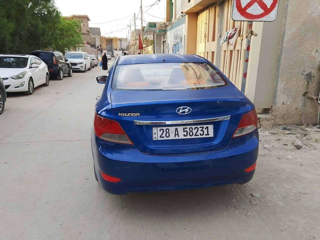 اكسنت للبيع ٢٠١٥ نجف باسمي سياره جاهزه تخم تاير وحداديه ومكينه وكير السعر ٨٠ ورقه وبيهه مجال للاستفسار ***********
