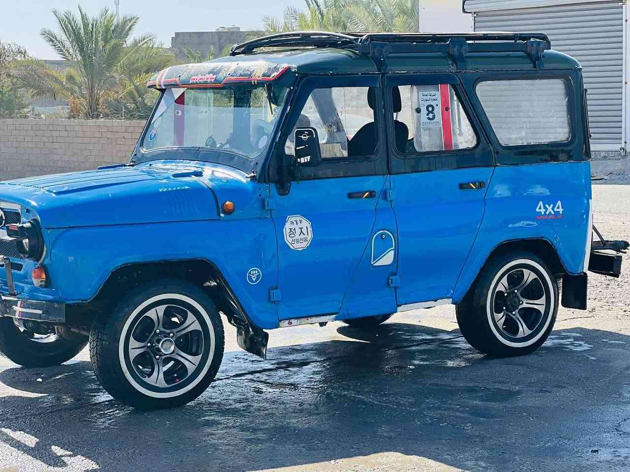 السلام عليكم
واز للبيع بدون موديل 88 دسك امامي فقط كير ومحرك مكفولات كهربائيات كامله سياره ما بيه كل نقص ما تحتاج كلشي غير دهن وبانزين 
للتواصل /***********

