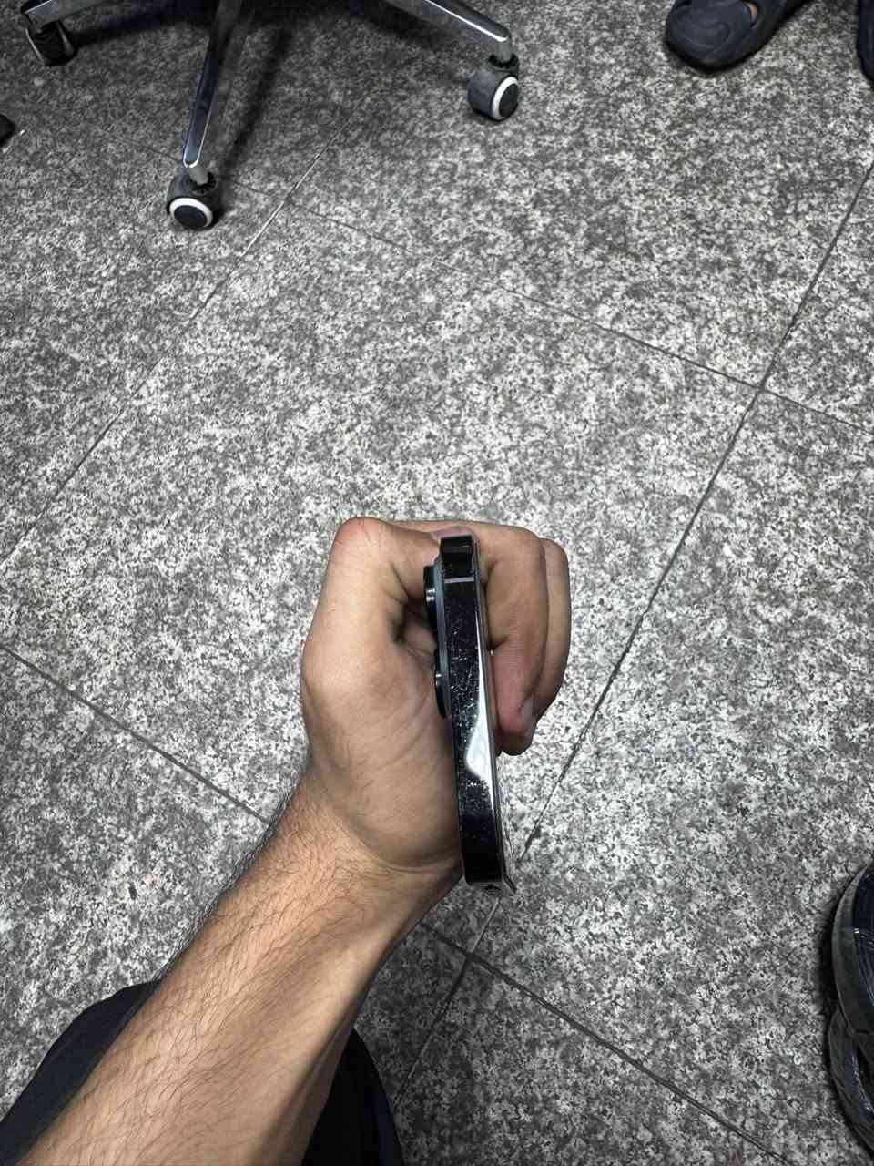 ايفون ١٤ برو ماكس • ٢٥٦ • ظهر مبدل
