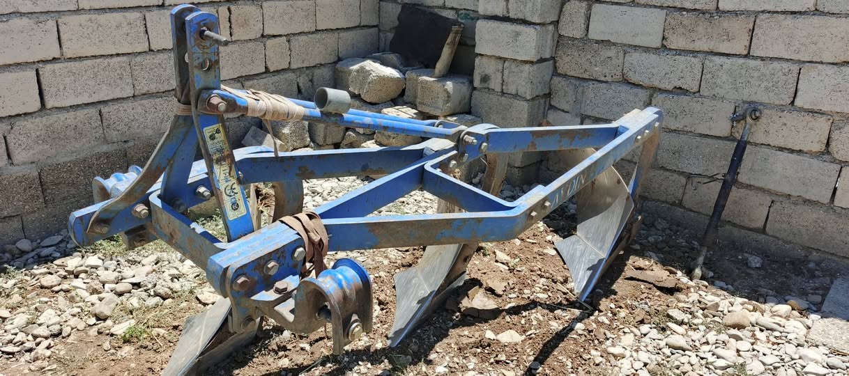 بەناوی خوای گەورە گاسنی ئایدن بۆ فرۆشتن ڕەقەم 16یە شوێن سەید سادق  ***********
