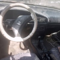 عندي بيجو هاي متوفي السياره ما تتحول بها نواقص قليله متوازي على بيعتها...