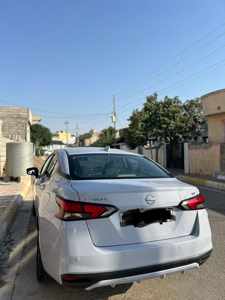 نیسان ڤیرسا. 2024 sv
رەنگ چیمەنتوی
 سونەرەکەی دانراوە 
سەیارەکە پاک ماوەتەوە
37mell رۆشتوە
 رەقەم تەلەفون
***********
واتساپی لەسەرە
