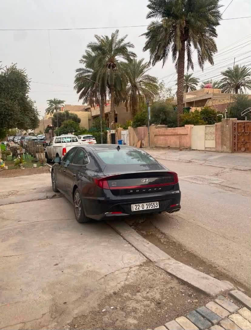 السلام عليكم سوناتا للبيع 2023 فول مواصفات ماشيه 38 ميل سياره كلش جديده كلشي على ايدي تعال شوف بعينك النضافه 
170 وبيها مجال 
مكان السياره بغداد 
***********
***********
