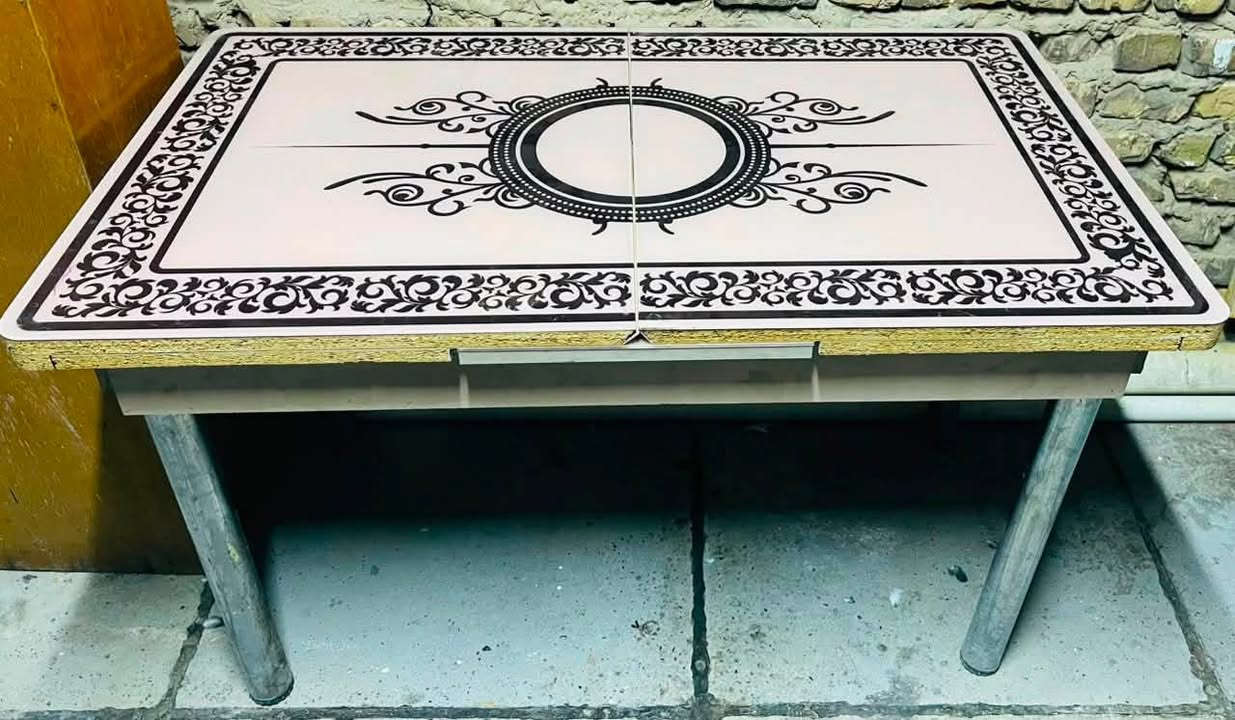 للبيع***********بس وتساب

