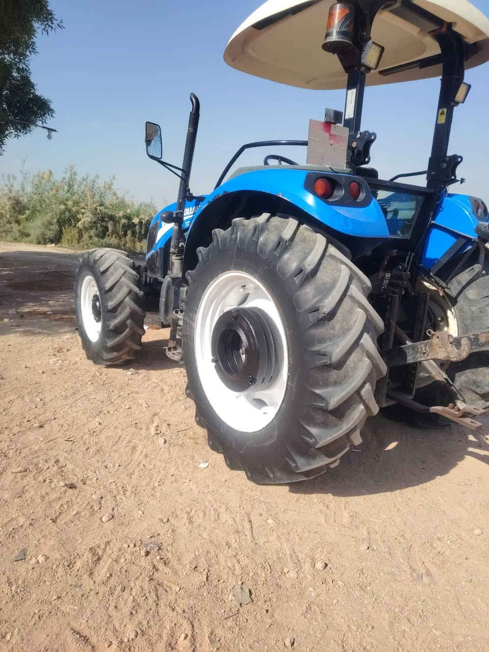 السلام عليكم للبيع او مراوس ب اف 115 مكينه جاهزه حجم 100 للاتصال ***********
