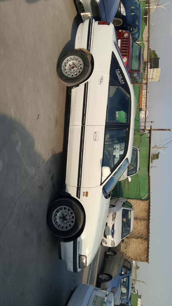 ماشاء الله تبارك الرحمن 
مازده 626 كير عادي 8 بخ مرغوب 
موديل 90 رقمها دهوك سنوايه منتهي
كير محرك بيلادي بل شرط
صبخ ولا عام حيزام
تحويل غرامات وكاله بل شرط سعر27 وبي مجال قليل
سيارا مكان اربيل 
***********واساب أربيل, العراق
