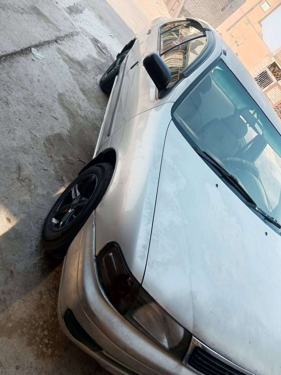 للبيع نيسان صني موديل 96
سيارة جاهزة 
كير محرك خير من الله 
تدفئة تبريد شغال
زوج تايرات امامي جديد
صدر جديد
ويل كب اصلي مع السبير 
رقم كركوك دولي شرط التحويل 
مكان السيارة صلاح الدين قضاء الدور
***********
