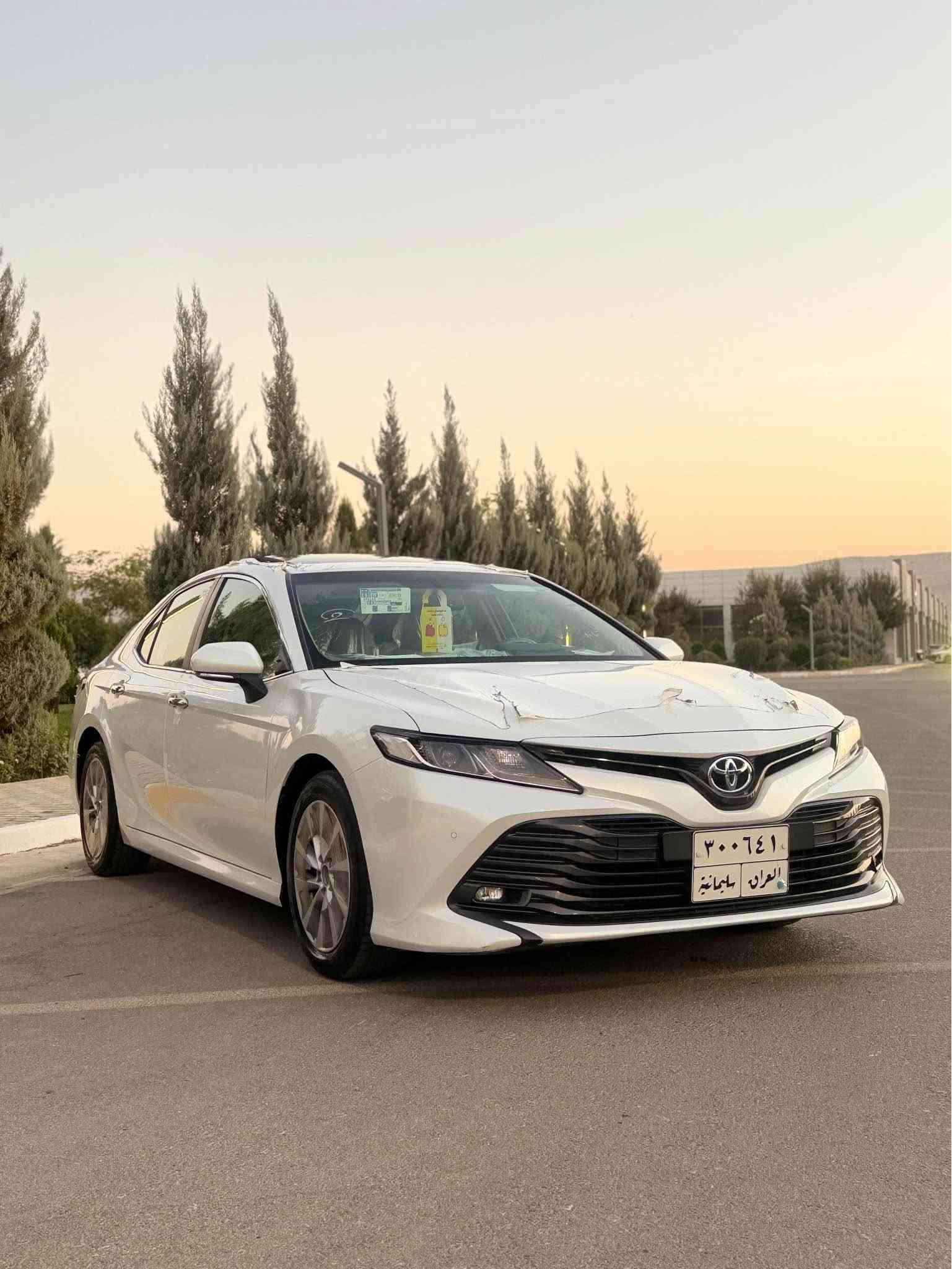 Toyota camry2020 
سەيارەکە نمونەي لە جواني
سفري شەريکەيە يەک دەستە
٤٨ هەزار ڕۆشتوە
دەعاميەکانيشي بۆياخي نييە
١ دو پەلە ساردي هەيە 
سەيارەکە قەپات مواسەفاتە
هەموو گياني بە شەرت
سعري ٢١٨$
***********
*********** السليمانية, العراق
