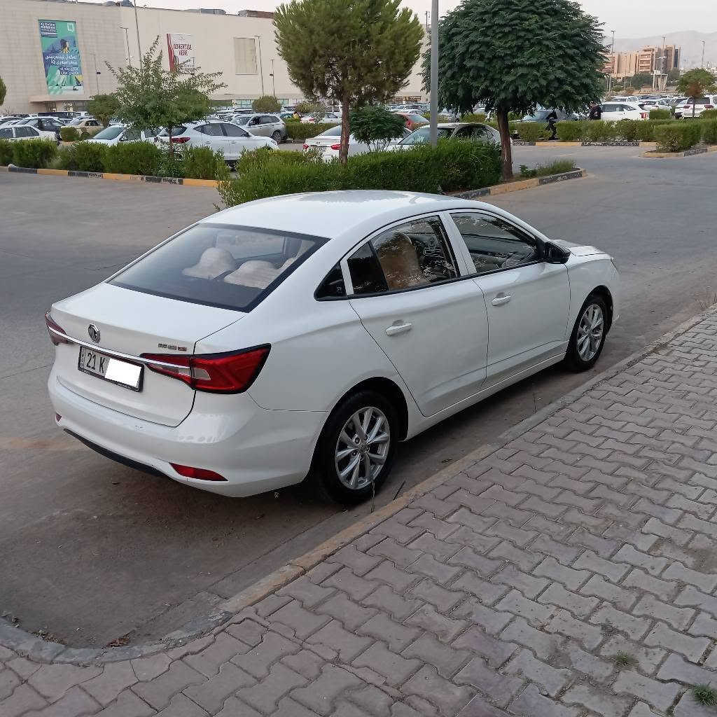 اێمجی 5 مودێل ٢٠٢٣ گێڕ اۆتۆماتیک ستانداڕت سبی بەڤری دەعموو لێدراوی نیە ٧ بارچەی بۆیاخە بێ دەعم و بێ لێدڕاو بارچەکانیان گۆریوە ٢سویچی بیلادی لەگەڵە  گێرو مەکینەو تەبریت تەقەو ڕەقە بەشەرت گێڕو مەکینەی نەکراوەتەوە سەیارەکە ١دەستە لەشەریکەوە سەنەوی رەقەمی تازەیە سعر ٨٢ گلاو معامەلە لەسلێمانی زم *********** ڤایبەر واتساب لەسەرە السليمانية, العراق
