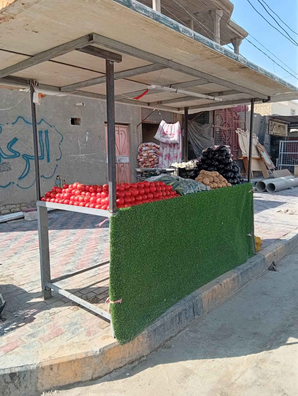 ميز حديد كله ثقيل مع عماريه سندويج
استفسار ***********
