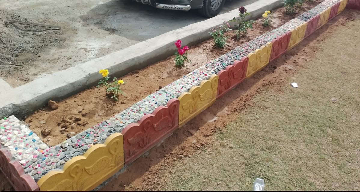 السلام عليكم شغل حدائق تطبيك شتايكر تطبيك حجر ملون زراعه ورود زراعه ثيل تصميم كامل لل حدائق رقم *********** @جنوب الموصل ناحيه الشوره
