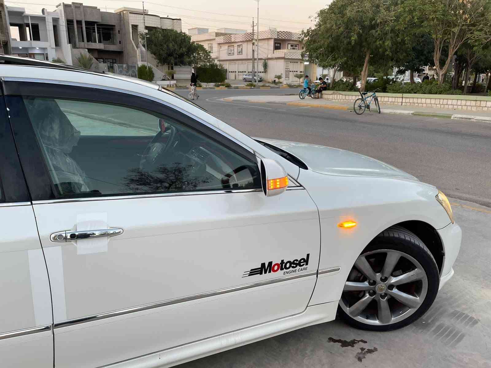 شاینە 2005 182   بڕاوە  فول سڵایت جلد هیتەر  ساج سور ئاوێنە ئیشارەت 5 بەسمە کامێرا نمونە لەجوانی لۆک
چاڵو شوخت  هیچ  هیچی نیە سفر
بەشەرتی گێرو مەکینە    نمونەیە  لە جوانی ماشاللە سەیارەی  ماڵە  وەکو ساق  جوانە سەیارەکە 
کامل مەسرف کراوە    لید بلاجکتۆر زینۆن ڕۆنی گێرو مەکینە گۆڕاوە
تەبرید ساردو گەرم بەشەرت لەر  سویچ
چوار تایەو ویلی  بریجستۆنی  لۆکی  لە ژێرە
کەڤەر شاسی و  قرچ دەعمو لێدران بەشەرت
کۆدی  نیە  لەکەلار ***********
تکایە  گەر موشتری  نیت  کاتی خۆتو ئێمەش مەگرە لەگەڵ  ڕێزم
55 ماعاملەیە کەم

نص مكتوب في الصور:
- Kareze car
- @kareze_
- ى كاريزه