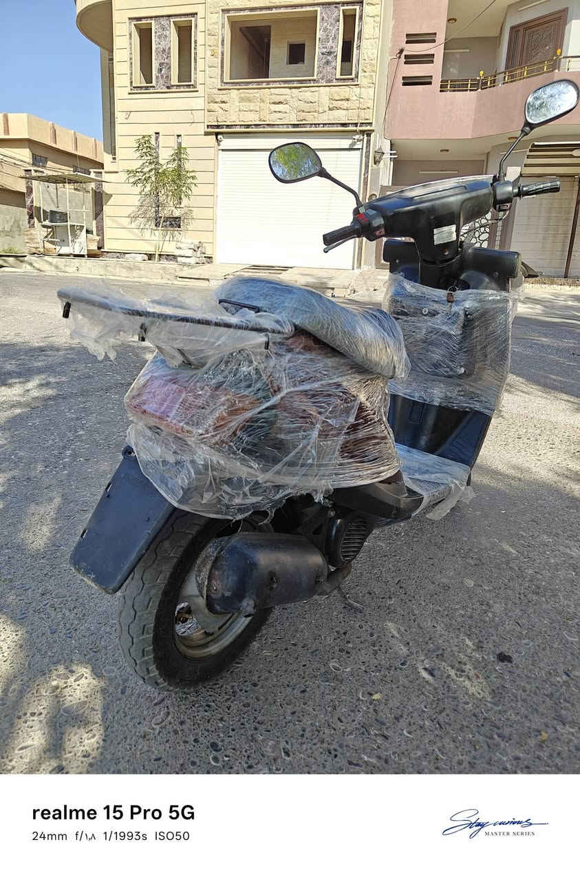 السلام عليكم
مطور للبيع  سعرو 275 وبي مجال مستعجل علبيع سعر مناسب جدا 
يومها جديد كبس شركه 
محرك ما مفتوح شرط كابريته بلادي 
شرط لا صرف ولا بخار
كفرات بلاديات شرط شخط واحد ما بيهن لوك لوك باتري جديد  كهربائية كامل شغال سلف شغال وكذالك نص هندر يشتغل 
هورن اشاير ورباعي + نشرات فوك التايرات ملونات كلش حلوات بليل لايت ناصي وعالي + أبيض وصفر مطور كامل مكمل 
الاستفسار الاتصال على الرقم الادنى 
( *********** )
مكاني كركوك 
وتحياتي لكم
