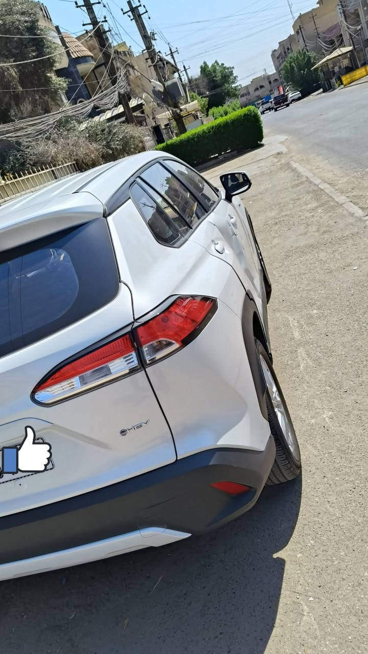 للبيع كورلا كروز صيني 2025 رقم بغداد باسمي 
السيارة فتحت سقف 
وبصمه ابواب 
وداخل جلد 
تحكمات ستيرن 
محرك 2000
السيارة استخدام شخصي 
مكفوله ماعدا هذه الضربه بالمنشور
ماشيه 27 KM
السعر 26 مليون 
 مكاني بغداد 
     ***********
