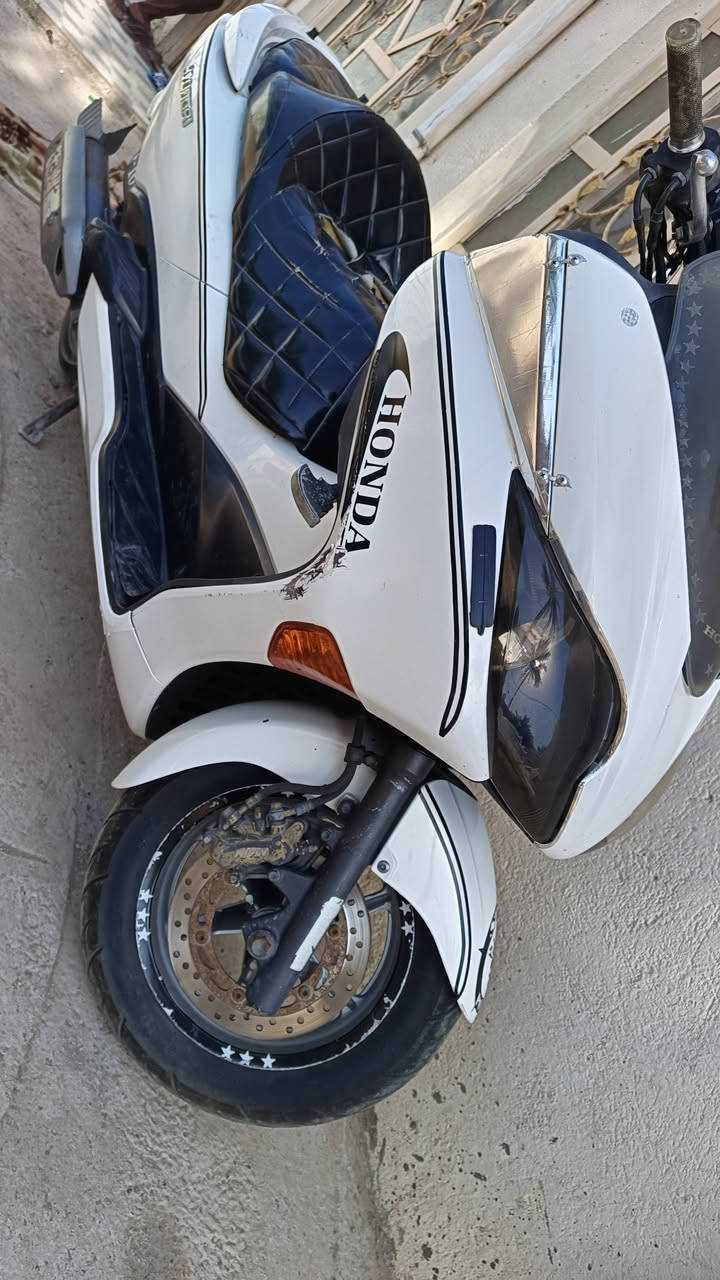 السلام عليكم للبيع فورزا 010 S7 المكينه البيضه دراجه مكفوله كير ومحرك برغي ممفتوح بيها لون ابيض صدفي
موصفاتها معروفه سبورت وكير اوتو وكير عادي +s7
تايرات جدد  وقبل كم يوم تم ادامة الجويتر ولكلجات تنضيف تام كهربائيات كلها شغاله مكان الدراجه الديوانيه قضاء الشامية السعر مليون وربع مستعجل على بيعتها  للتواصل اتصل ***********
السلام عليكم للبيع فورزا 010 S7 المكينه البيضه دراجه مكفوله كير ومحرك برغي ممفتوح بيها لون ابيض صدفي
