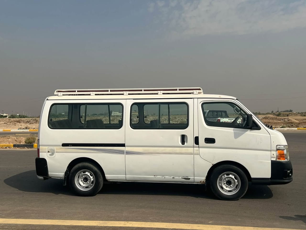 نيسان يورفان • محرك مكفول • بدون دواخل