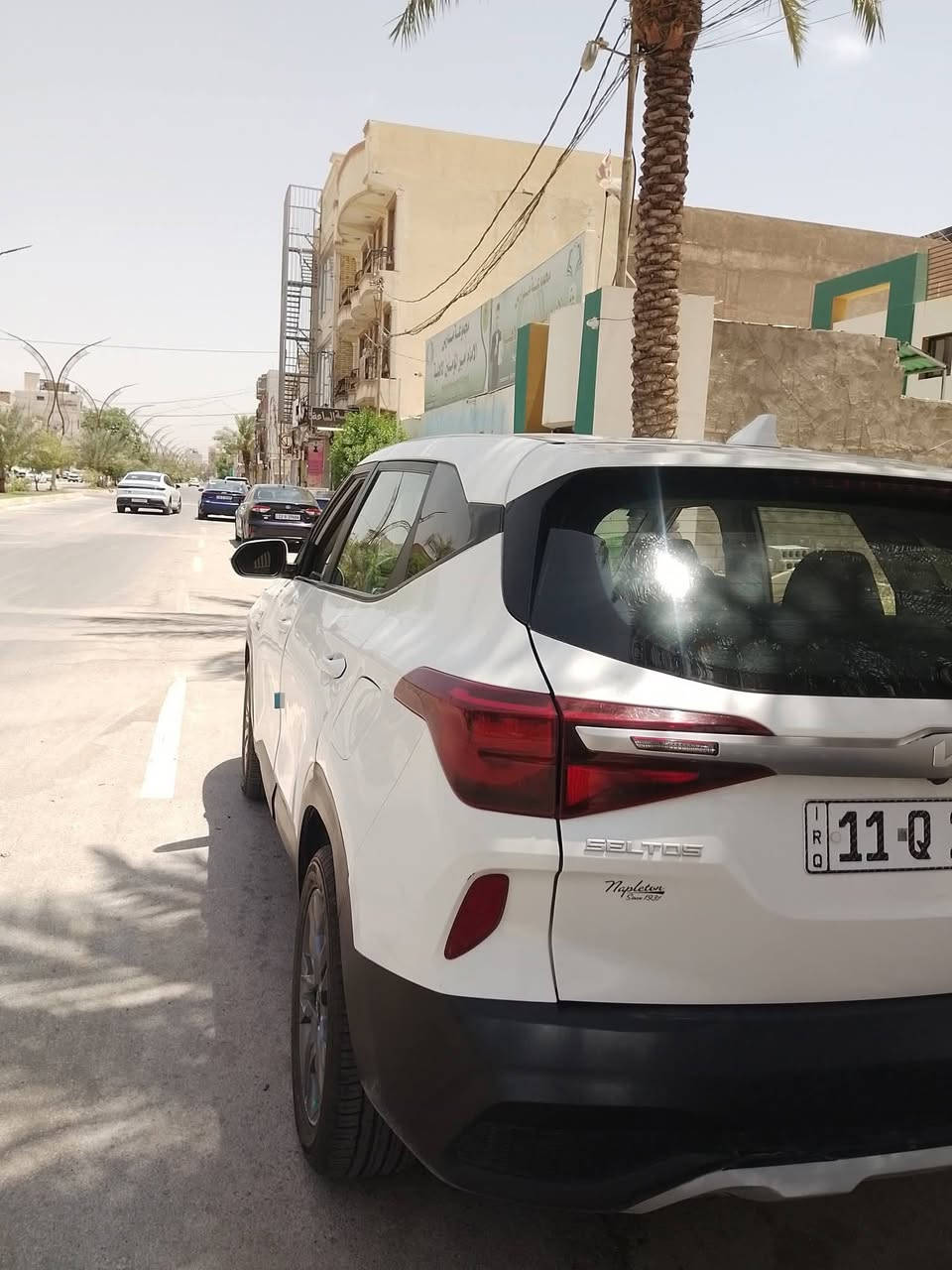 السلام عليكم للبيع كيا سليتوس 2023 ابيض رقم بغداد 11 السياره حلوه و جديده محرك 2000 دوش شاشه مول تحكمات مداور مباشر مكان السياره كربلاء للستفسار *********** 
واتس
