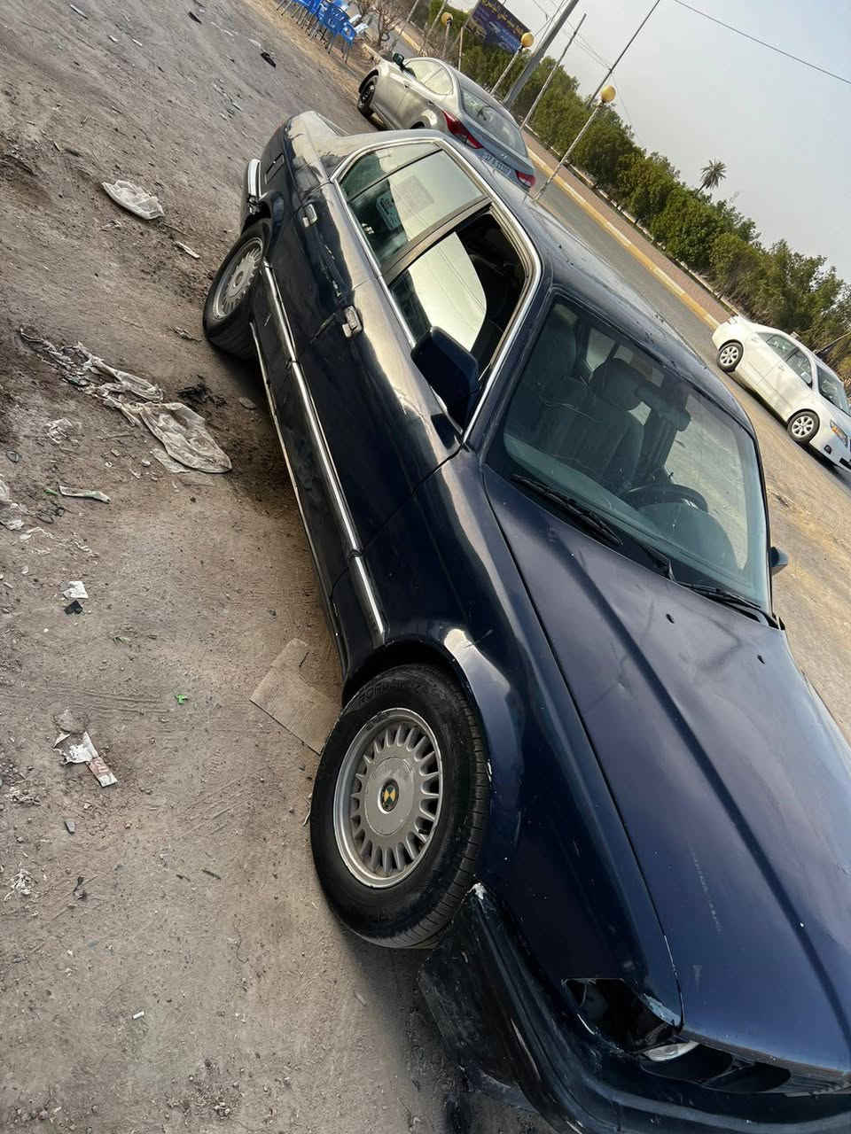سلام عليكم
سياره بيام جاهزه من كلشي كير مكينه حداديه تخم تاير
بيه الجاملغ الخلفي بيه ضربه وعوزه تصليح وبيصيطه ضربته
السياره مدوار ثاتي يوم 
مشروع وطني سنويه ٢٧ اله تصقط 
سعرهه ٢٢ وبيه.مجال
*********** بيه واتساب

