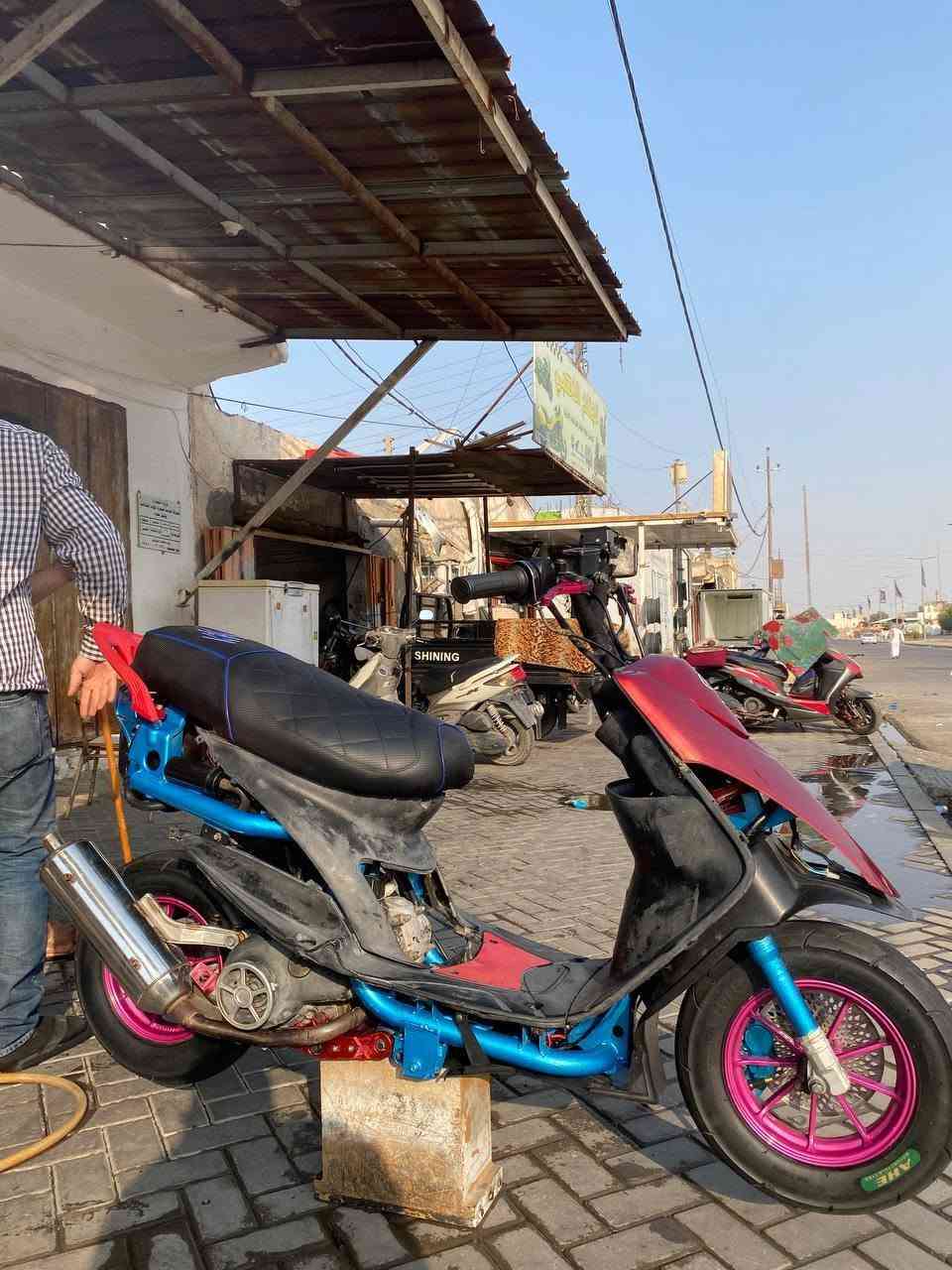 سلام عليكم عدله مال لعب دراجه قويه كلش ومصروف عليها شاصي ول وياله صبغ حراري هواي وبيه تزويد خير من الله
١_وياله مشيف الخلفي اصلي و الامامي تجاري
٢_يدات تزويد بلاديات
٣_فج برمبو وصينيه دمعه بلاديات
٤_شيال هايبر
٥قطره كرزي بلاديه
٦دبل خلفي ارجيس بلادي
٧_صدر امامي
٨_كزوز بلادي مال حاويه
٩قبق فلاوين
ب٧٠٠ وبيه مجال قليل مكاني سماوه للتواصل ***********
