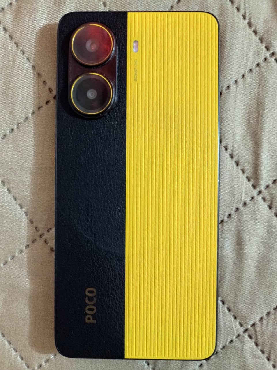 جهاز بوكو X7 Pro 5G ذاكره 512 عشوائي12 معالج قوي ومع كامل ملحقاته شاحنه وكفر 
بوبجي 120 فريم كامره جيده جداً 
مستعمل نضيف جداً  
السعر 400 وبي مجال تواصل واتساب فقط 
***********
