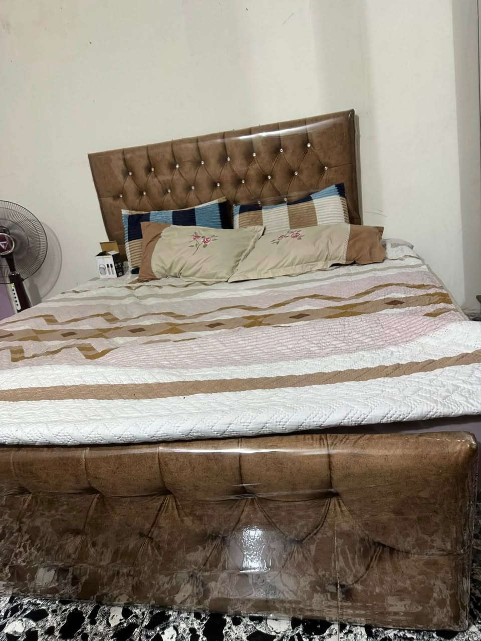 مرحبا كنتور مع جرباية سعر ٢٥٠
واتساب ***********
