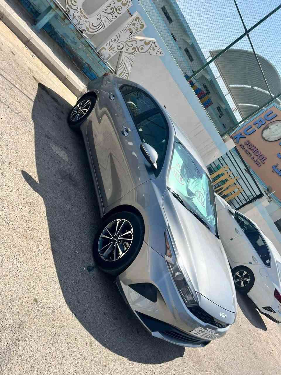 السلام عليكم
فورتي مديل 2024

مكينه 2000 دوش

ضرر بسيط فقط تعديل طرف البنيد بارد

السياره رقم مثنى شهداء وكاله عامه 

العنوان السماوه 
***********
السعر 150 $ وبيها مجال بسيط
