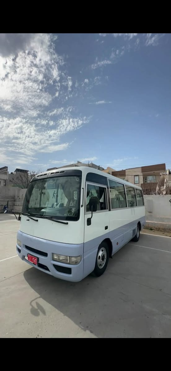 نيسان ٢٠٠٨ • ٢٥ نفري • قابل تحويل ٣٠ نفري