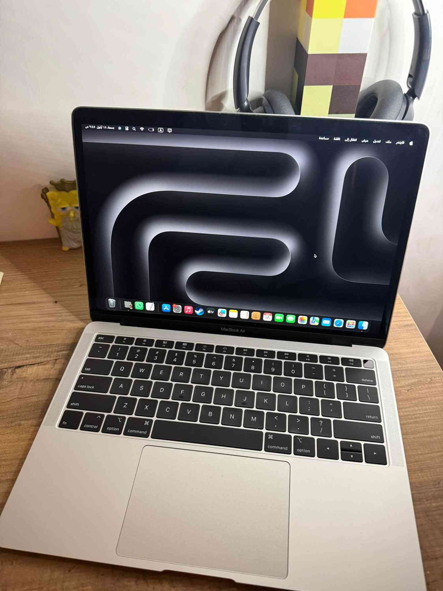 سلام عليكم
ماك بوك اير 2019 للبيع الابتوب نضيف حيل ما داخل صيانه ذاكره 128 الرام 8 المعالج intel core i5 السعر 450 وبيها مجال المكان بغداد الدوره 
الرقم ***********

نص مكتوب في الصور:
- معلومات النظام ملف تعديل نافذة مساعدة
- MacBook Air
- بحث
- Apple ID
- امتلات مساحة تخزين iCloud
- يوجد تحديث للبرامج
- Wi-Fi
- Bluetooth
- الشبكة
- VPN
- الإشعارات
- الصوت
- التركيز
- مدة استخدام الجهاز
- عام
- المظهر
- تسهيلات الاستخدام
- معلومات النظام:
- معلومات البطارية:
- معلومات الطراز:
- الرقم المسلسل:
- الشركة المصنعة:
- اسم الجهاز:
- Pack Lot Code:
- PCB Lot Code:
- إصدار البرنامج الثابت:
- التحقق من الجهاز:
- التحقق من الحالة:
- معلومات الشحن:
- شحن البطارية أدنى من مستوى التحذير:
- تم الشحن كليًا:
- الشحن:
- السعة القصوى للشحن (مللي أمبير/ساعة):
- حالة الشحن (٪):
- معلومات السلامة:
- عدد الدورات:
- الحالة:
- إمدادات طاقة النظام:
- تيار كهربي متردد:
- مؤقت إسبات النظام (بالدقائق):
- مؤقت إسبات الفرص (بالدقائق):
- مؤقت إسبات شاشة العرض (بالدقائق):
- التنبيه عند Change AC:
- التنبيه عند Clamshell Open:
- التنبيه على LAN:
- تثبيت شاشة العرض عند الإسبات:
- Hibernate Mode:
- نمط الطاقة المنخفضة:
- منح "تسهيل الوصول إلى الشبكة" الأولية على "إسبَات":
- طاقة البطارية:
- مؤقت إسبات القرص (بالدقائق):
- مكونات الكمبيوتر
- ATA
- FireWire
- NVMExpress
- PCI
- SAS
- SATA
- SPI
- USB
- التخزين
- التشخيصات
- الذاكرة
- الطابعات
- طاقة
- الكاميرا
- إنشاء الفرص
- إيثرنت
- تحديثUSB4
- رسومات / شاشات عرض
- قارئ البطاقات
- قناة الألياف
- واجهة SCSI العوازية
- وحدة التحكم
- Apple Pay
- شبكة
- WWAN
- المواقع
- جدار الحماية
- وحدات التخزين
- البرامج
- SmartCards
- البرامج القديمة
- التطبيقات
- الخطوط
- MacBook Air | إيمن | مكونات الكمبيوتر ، الطاقة
- اتفاقية ترخيص البرنامج - شهادة التنظيم
- توافق ®ENERGY STAR - اتفاقية الترخيص
- © 1983-2026 Apple Inc.,
