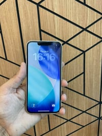آيفون ١٣ • ١٢٨ • بطارية ٨٨٪
