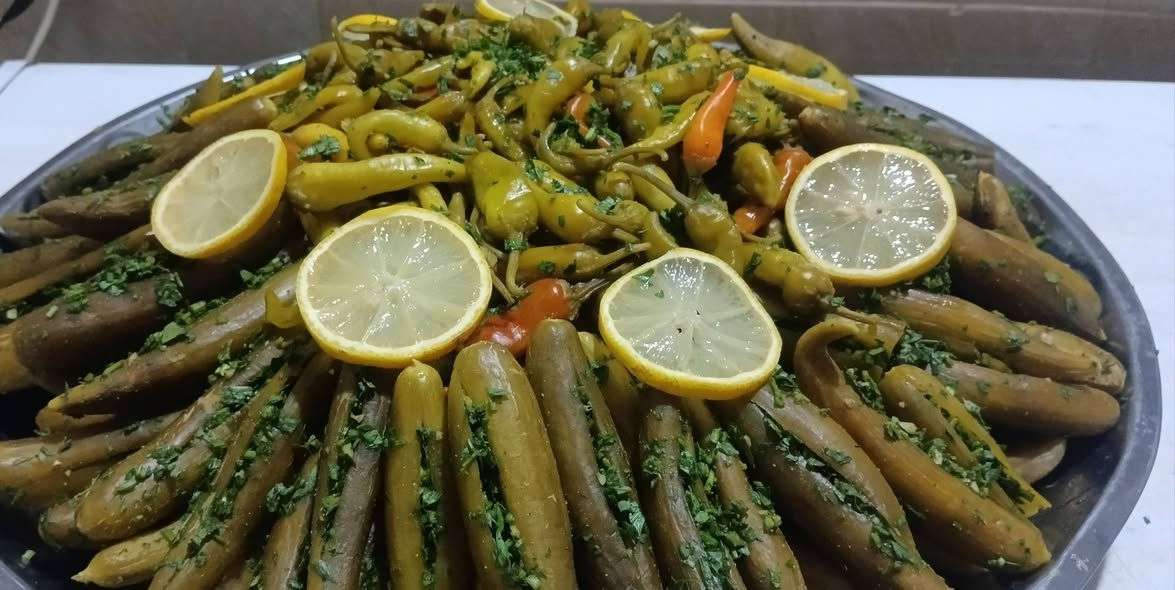 السلام عليكم ورحمه الله يا رزاق يا كريم متوفره طرشي خيار مي محشي  كيلو ب 3الاف متوفر خدمت توصيل داخل الفلوجه وأطرافها والحجز رقم واتساب ***********العنوان الفلوجه سكنيه ضهر عماير السكنيه بدايت قريت المختار وارجو من اخوتي واخواتي رفع المنشور بصلاة ع الحبيب المصطفى
