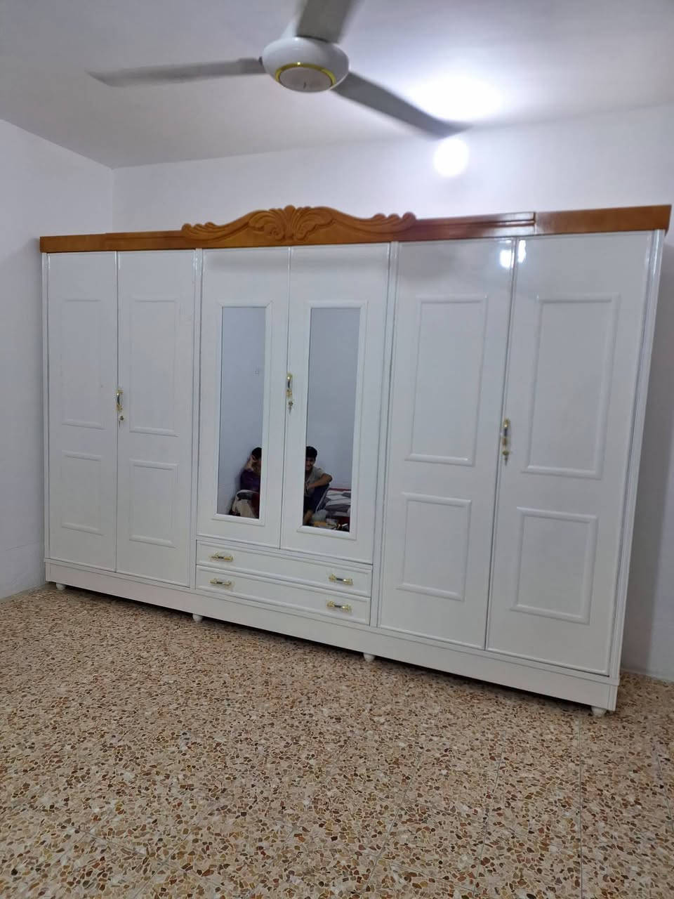 ديكور • استفسار