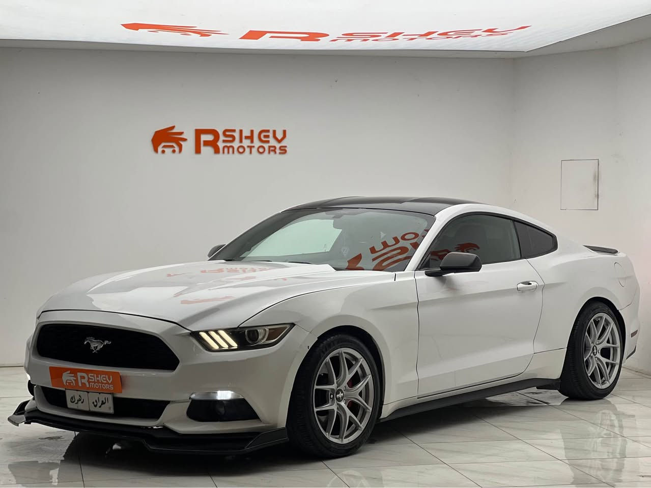 Ford Mustang 2017 
فورد موستانک ٢٠١٧ 
 😱🔥عليها غرامات ١٥ ورقة تنزل من السعر ❌

مكينة سلندر حجم 2.3 لتر تیربو 
ماشية 118,000 ميل فقط و بحالة جداً ممتازة

السیارة بیها صفحة السکن صبغ
ايرباكات ستیرن تکمة مرجع سستم شركة 

السيارة شرط التحویل 
 
مكفولة من كير و محرك و كهربائيات کلهم شغالین

و ب سعر بلاااش(98$) ورقة و بيها مجال

مكان السيارة

دهوك -معرض ارشف R-Shev
رقم51 من معارض التيرمينال 

***********
*********** دهوك, العراق
